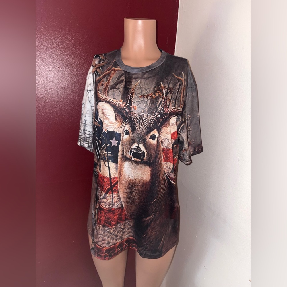 Men’s American Flag Deer Tshirt